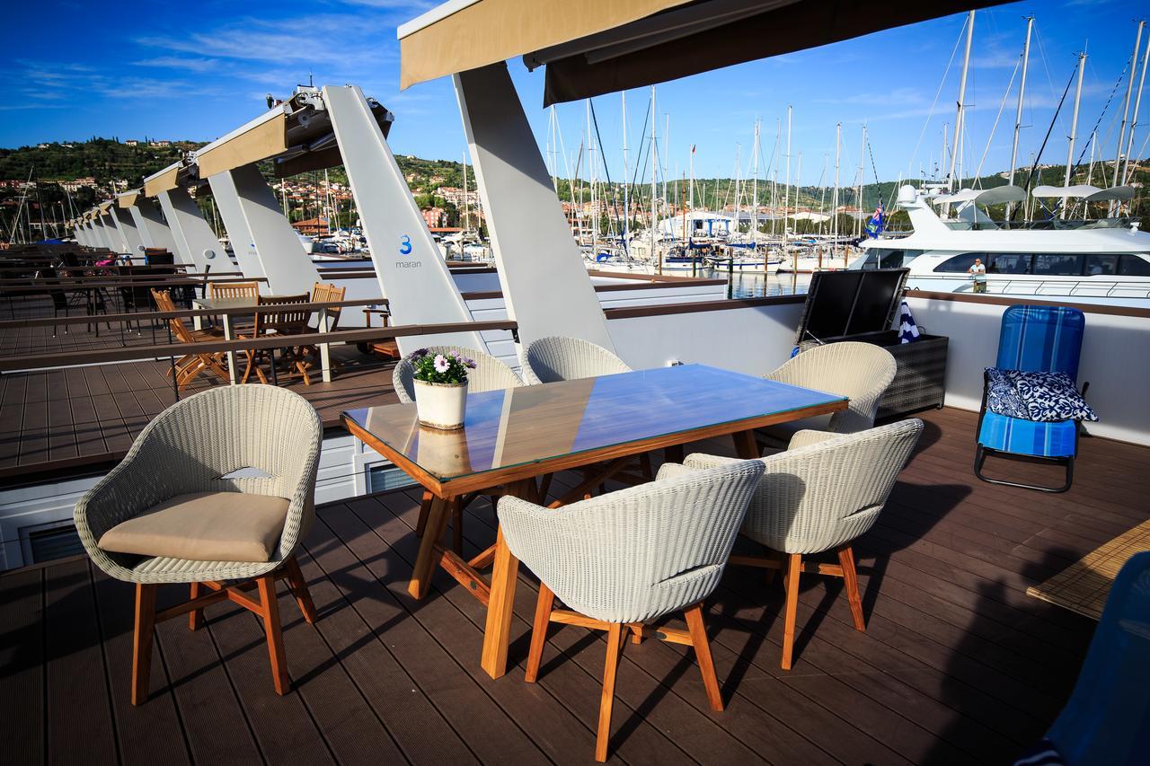Floating Sea House Kahne Portoroz Villa Exterior photo