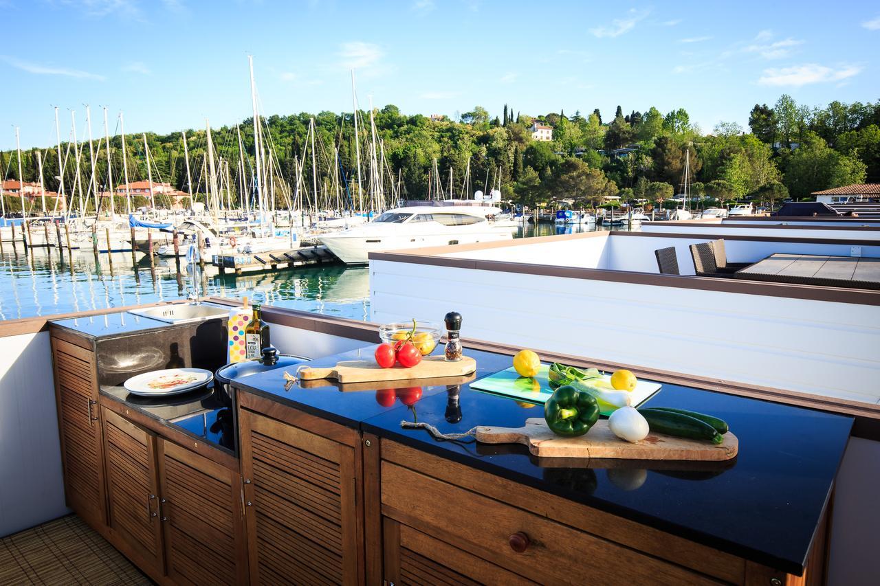 Floating Sea House Kahne Portoroz Villa Exterior photo
